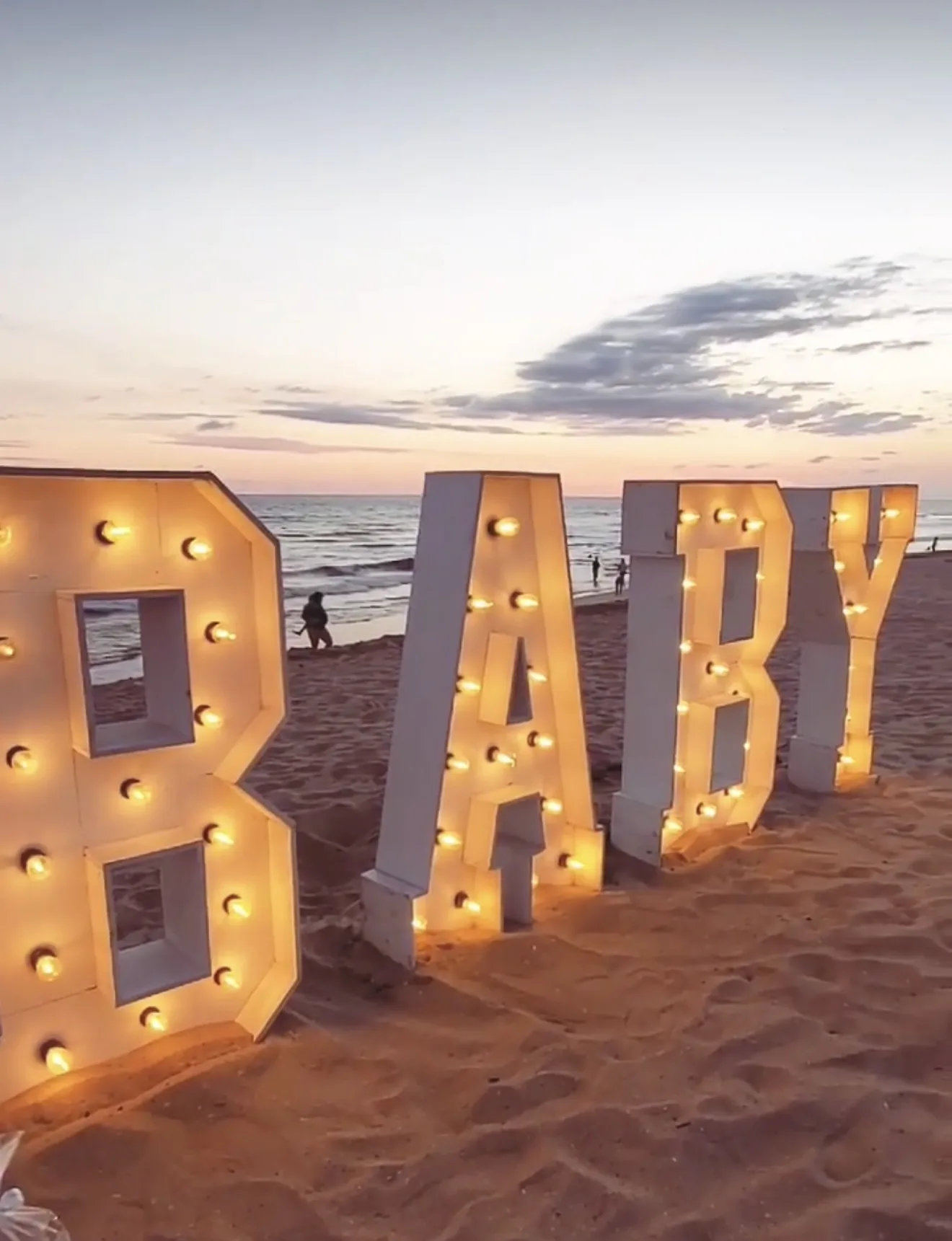 Letras Grandes “BABY”